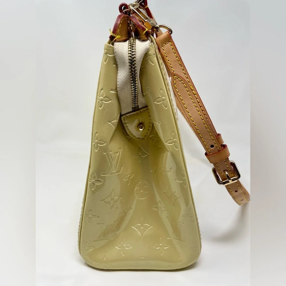 Louis Vuitton Brea Shoulder Bag MM Yellow Leather Monogram Vernis - Picture 7 of 12